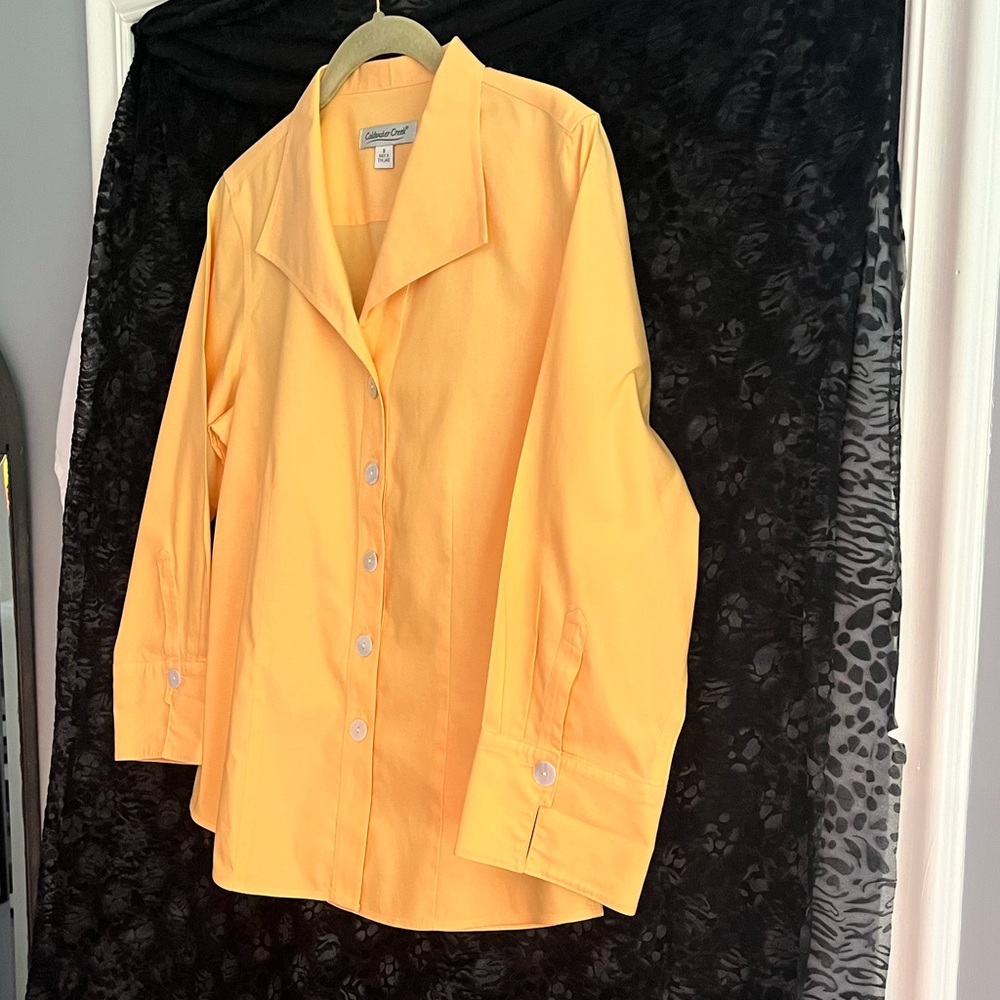 Woman’s small Coldwater Creek button down shirt $19 - Picture 2 of 4